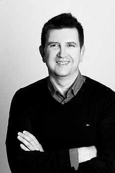 Dr. Dicsőfi Sándor Zsolt fogorvos